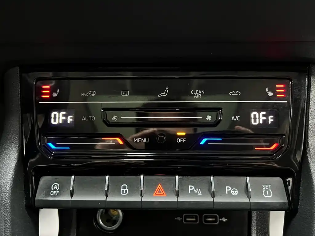 Skoda Karoq — миниатюра 12
