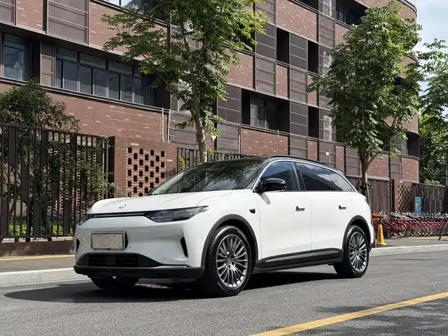2025 Leapmotor C11