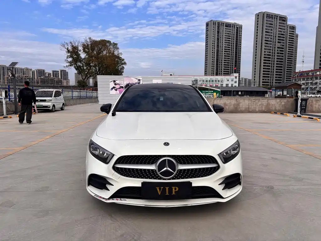 MERCEDES BENZ A CLASS