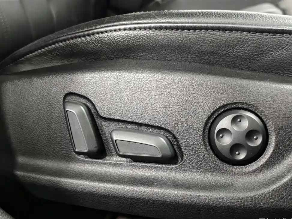 Audi A4L — миниатюра 15
