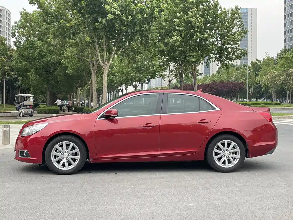 Chevrolet Malibu 2013 2.0L AT Luxury