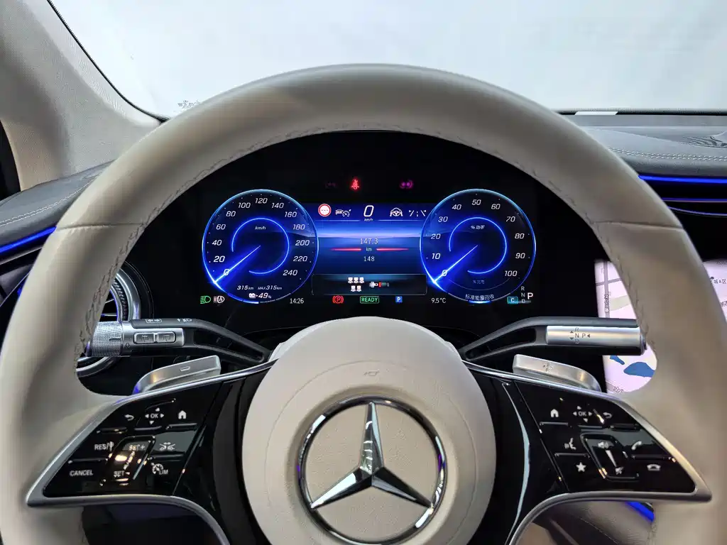 MERCEDES-BENZ EQS SUV