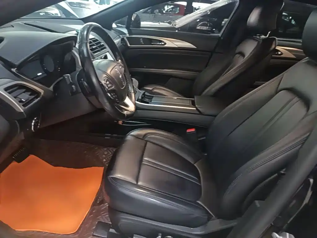 Lincoln MKZ — миниатюра 15