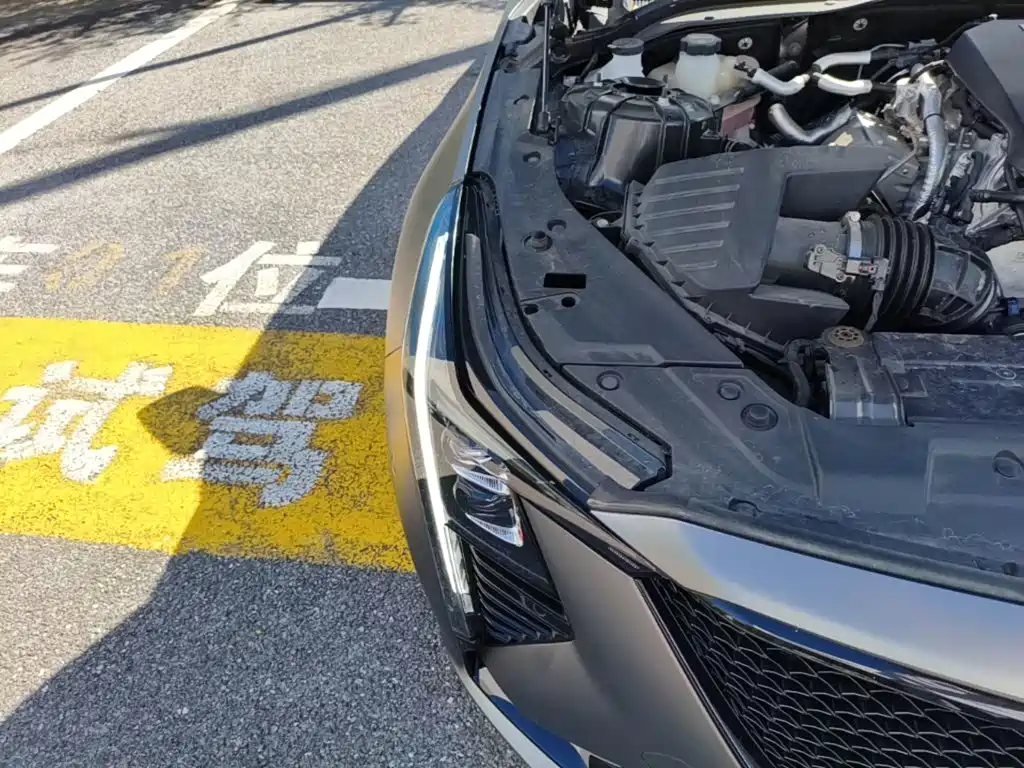 Cadillac CT5 — миниатюра 11
