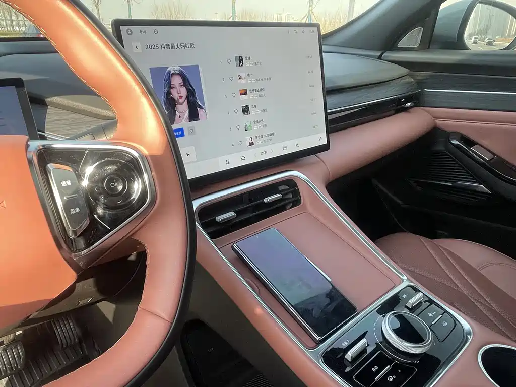 GEELY GALAXY GALAXY L6