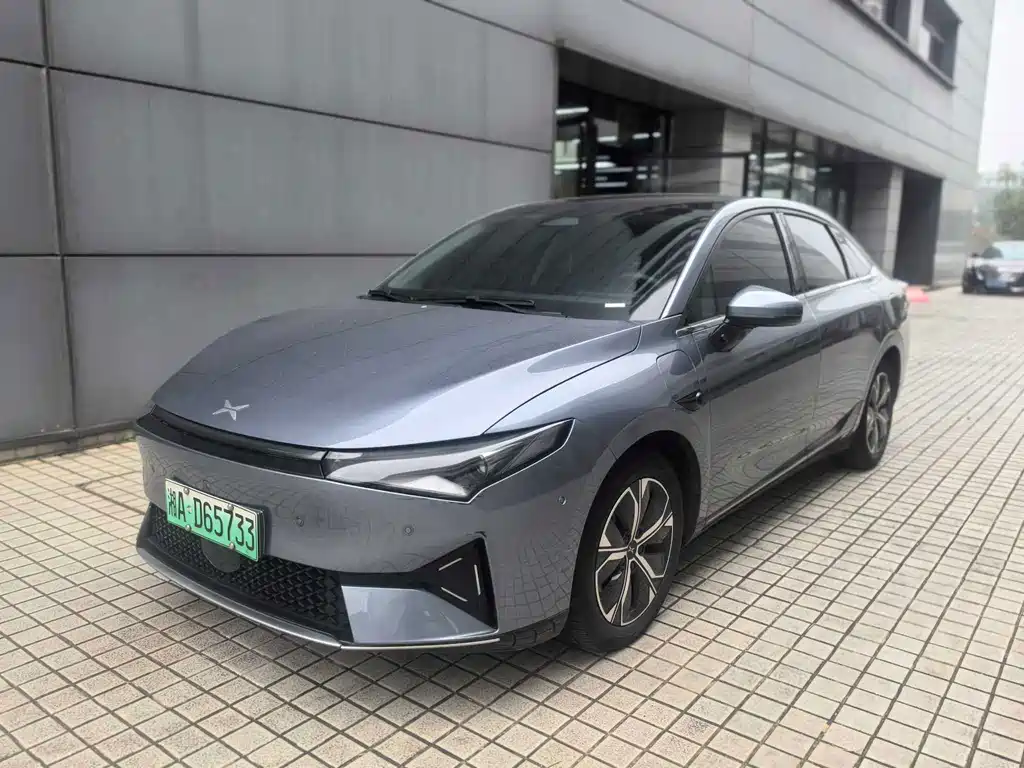XPeng P5