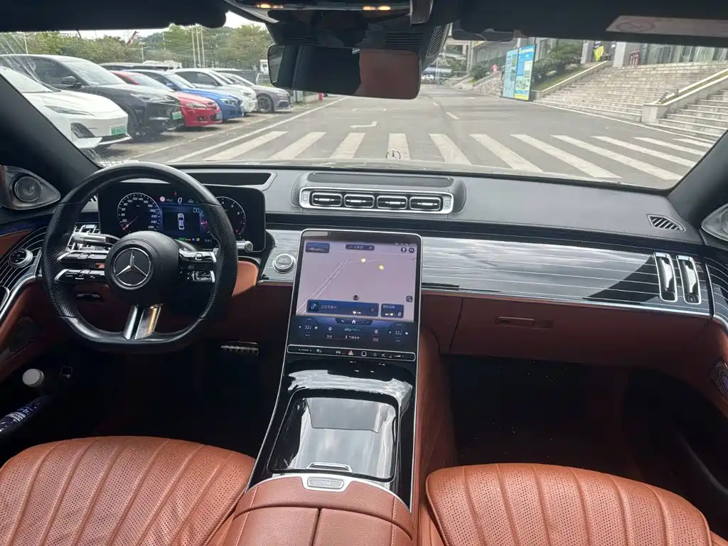 Mercedes-Benz S-Class — миниатюра 10