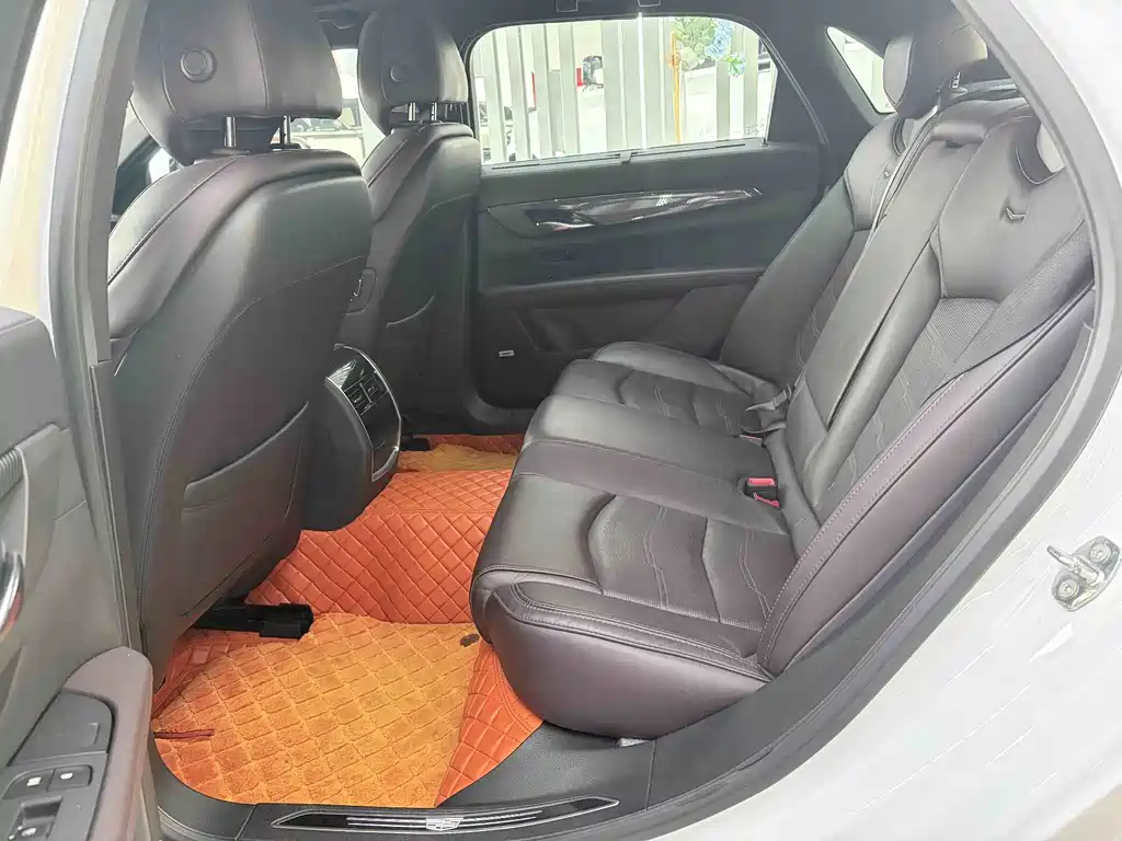 Cadillac CT6 — миниатюра 13