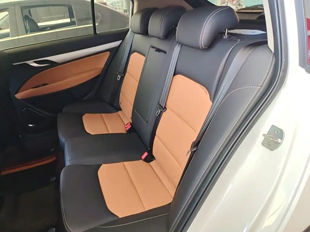 Geely Vision S1 — миниатюра 17