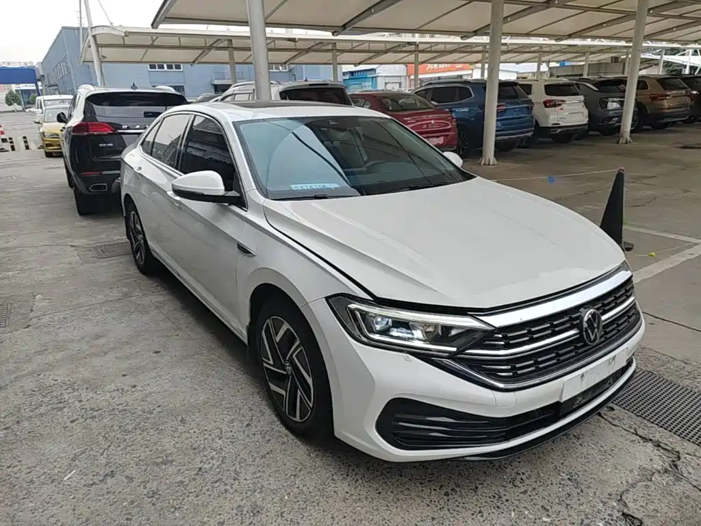 Volkswagen Sagitar — миниатюра 4