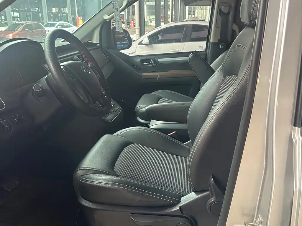 SAIC MAXUS CHASE G10