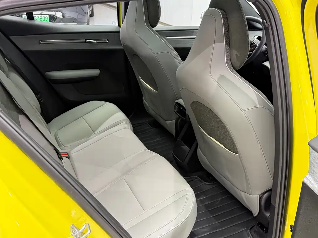 Volvo EX30 — миниатюра 18