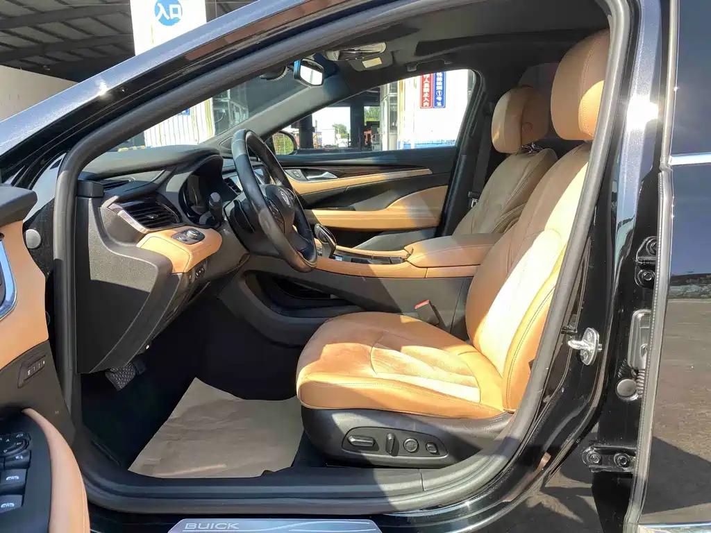 Buick LaCrosse — миниатюра 6