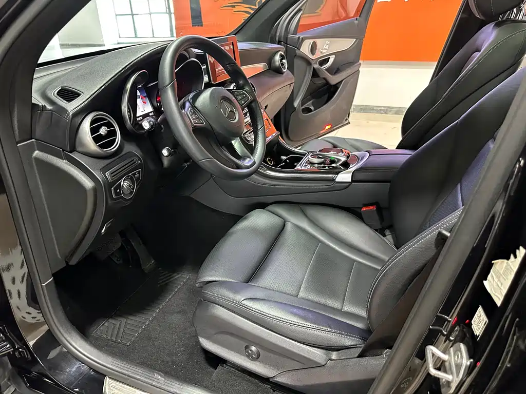 Mercedes-Benz GLC — миниатюра 5
