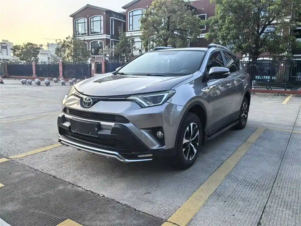 TOYOTA RAV4 RONGFANG