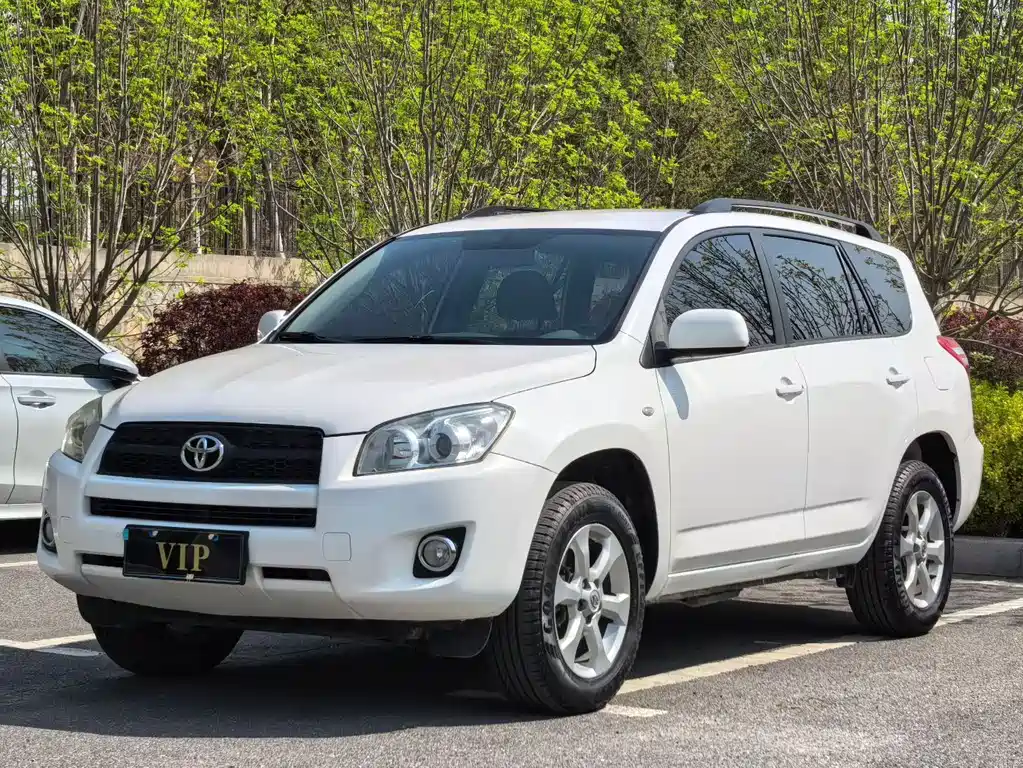 Toyota RAV4 2013