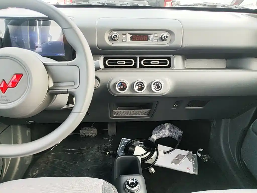 Wuling Zhiguang EV — миниатюра 13