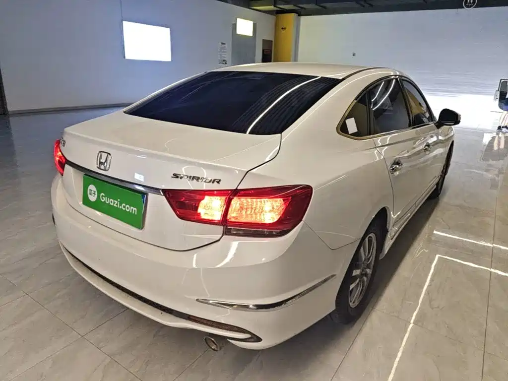 Honda Spirior — миниатюра 7