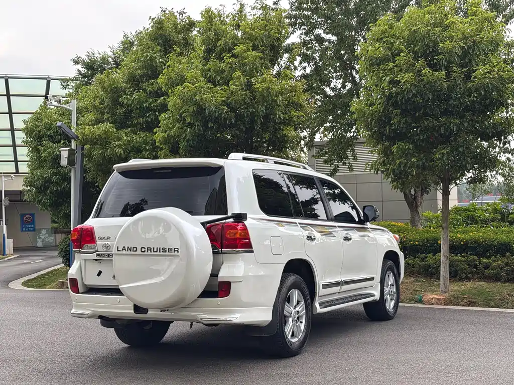 Toyota Land Cruiser 2015 4.0L V6