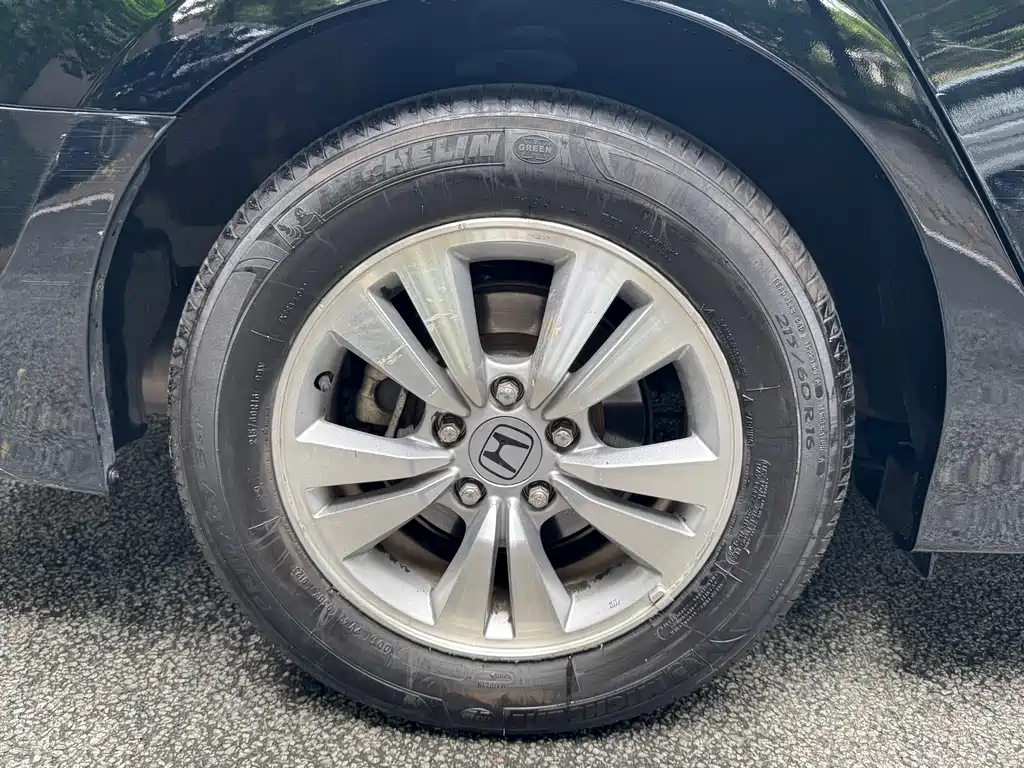 Honda Accord — миниатюра 10