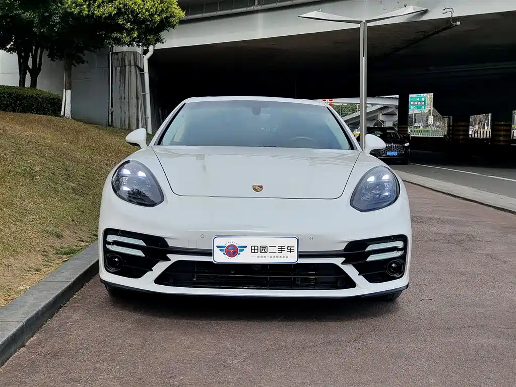 Porsche Panamera 2013 Panamera S 4.8L