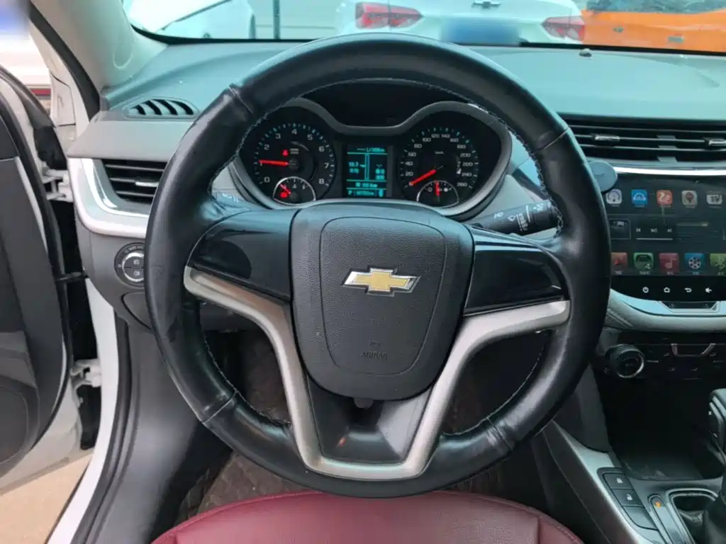 Chevrolet Malibu — миниатюра 11