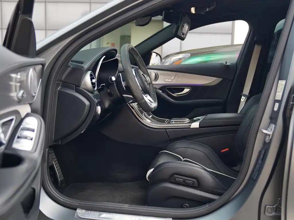 MERCEDES-BENZ C CLASS AMG