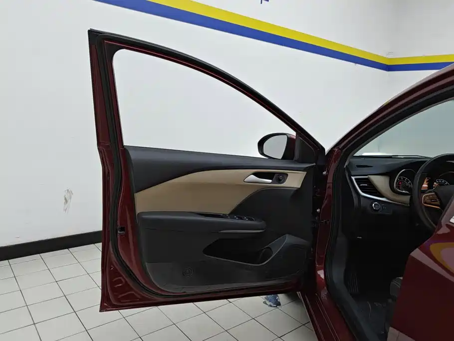 Chevrolet Monza 2022 320 AT Enjoy