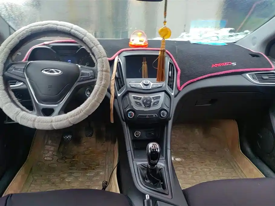 CHERY ARRIZO 5
