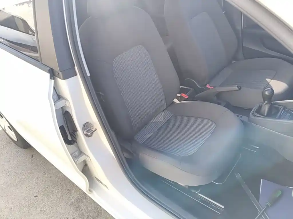 Volkswagen Santana — миниатюра 25