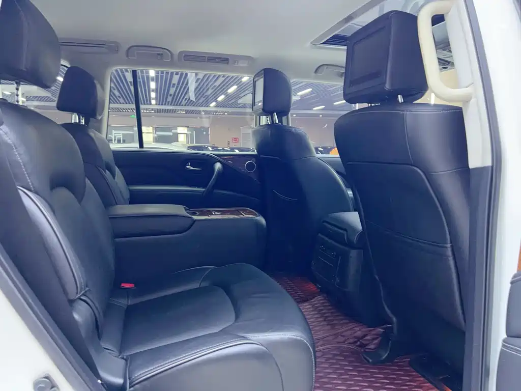 Infiniti QX80 2018 5.6L