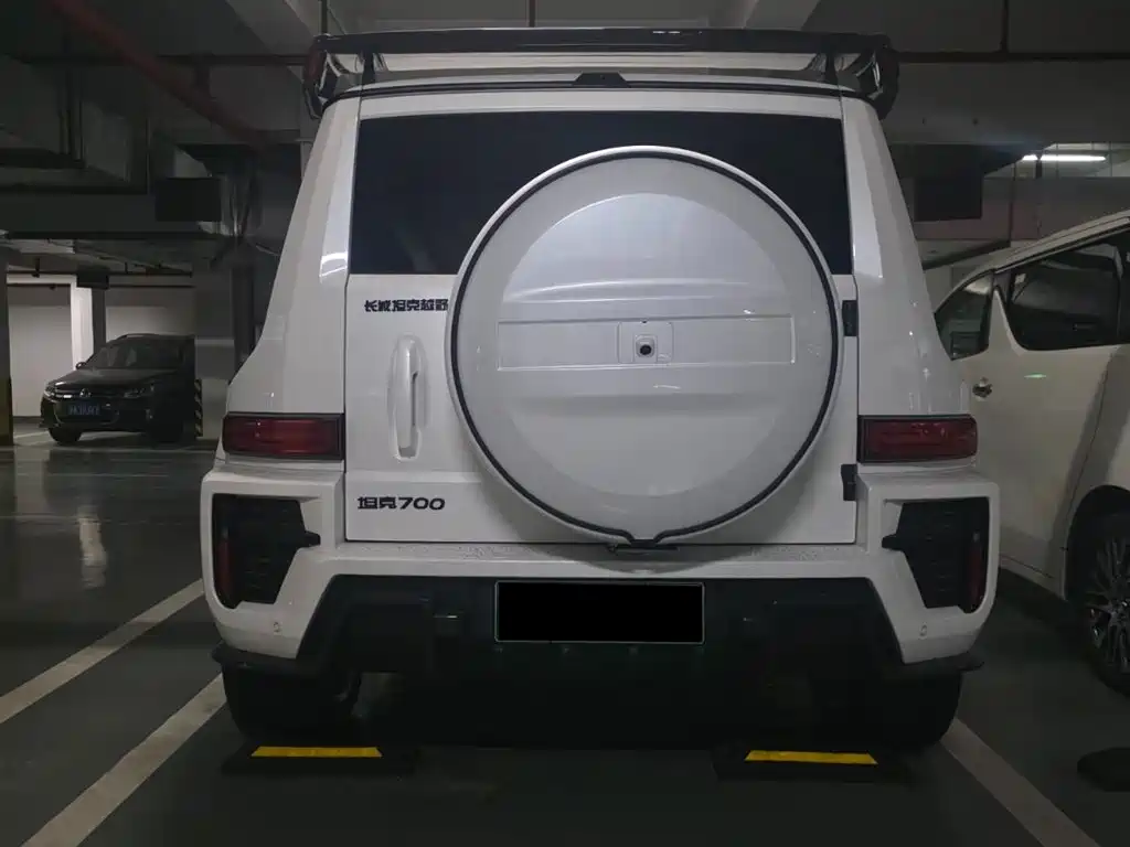 TANK TANK 700 NEW ENERGY