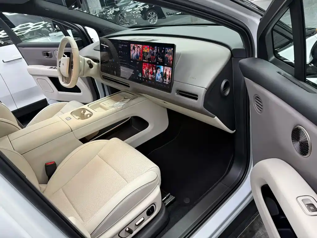 Li Auto i6 2025 Standard