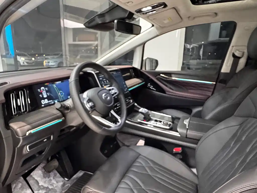 GAC Motor Trumpchi M8 — миниатюра 4