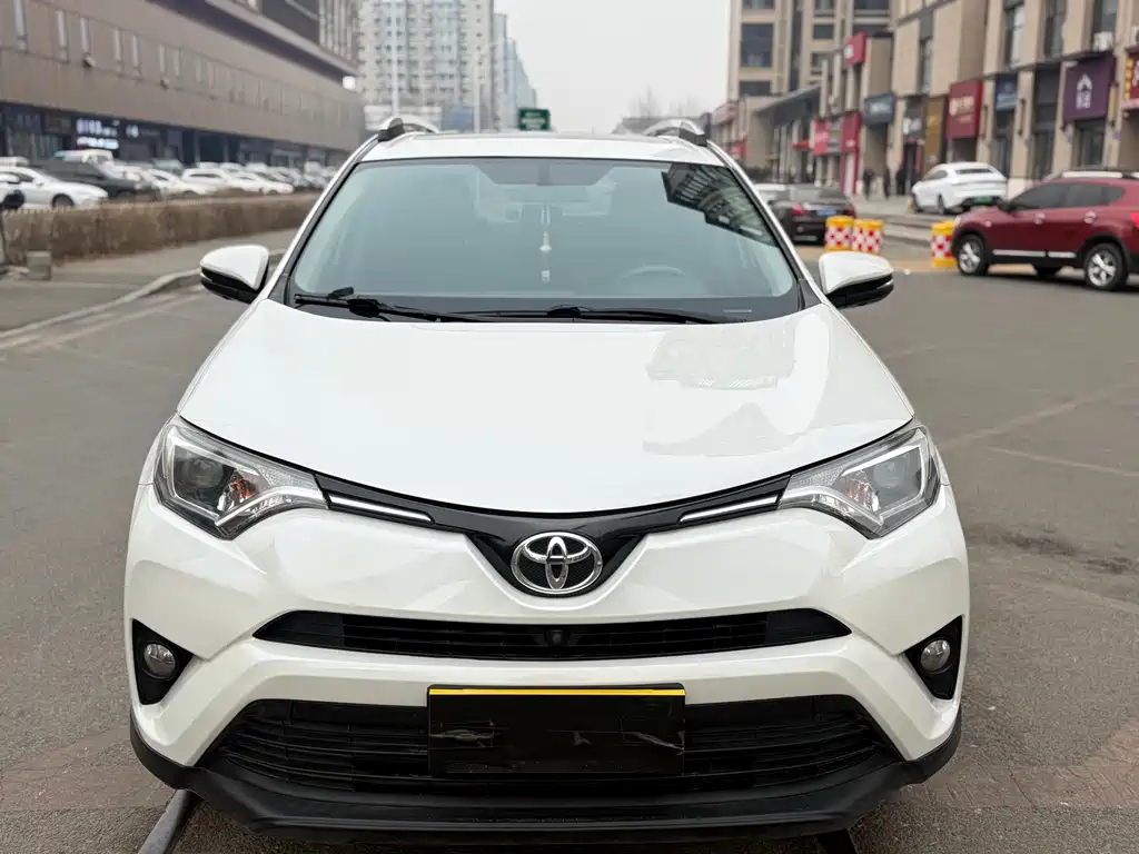 TOYOTA RAV4 RONGFANG