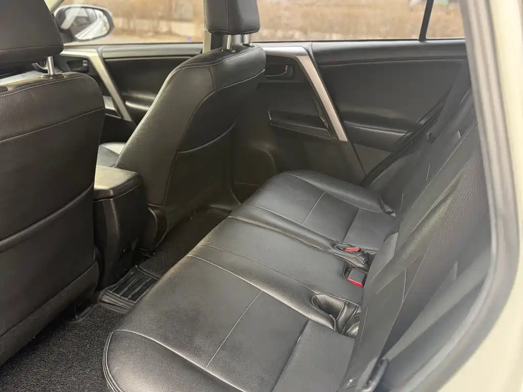 TOYOTA RAV4 RONGFANG