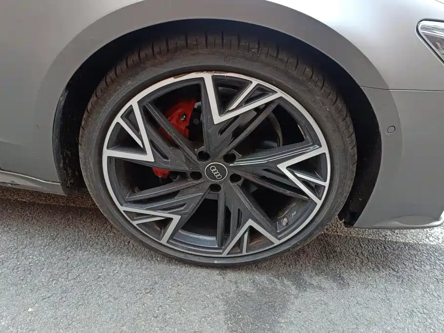 Audi A7L — миниатюра 6
