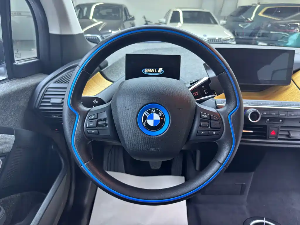 BMW i3 (Import) — миниатюра 16