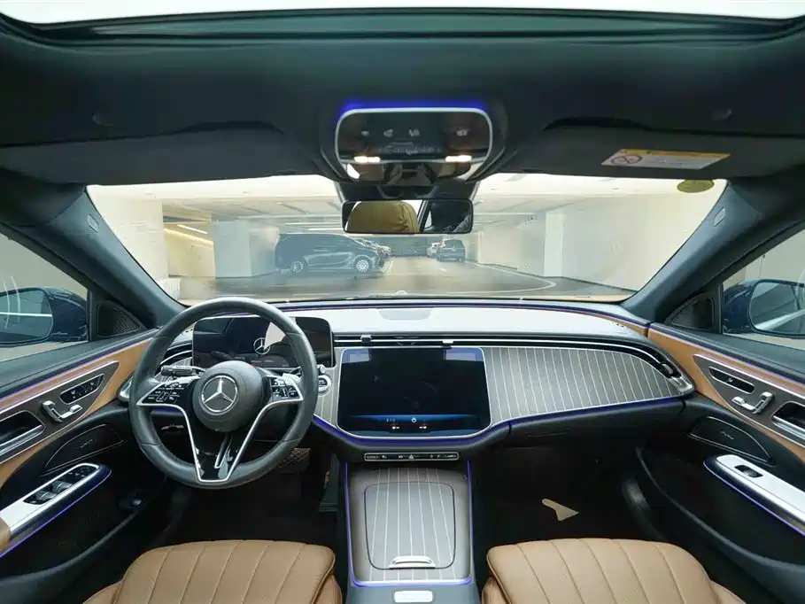 MERCEDES-BENZ E CLASS