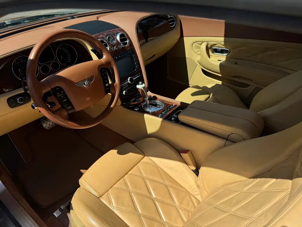 Bentley Continental — миниатюра 8