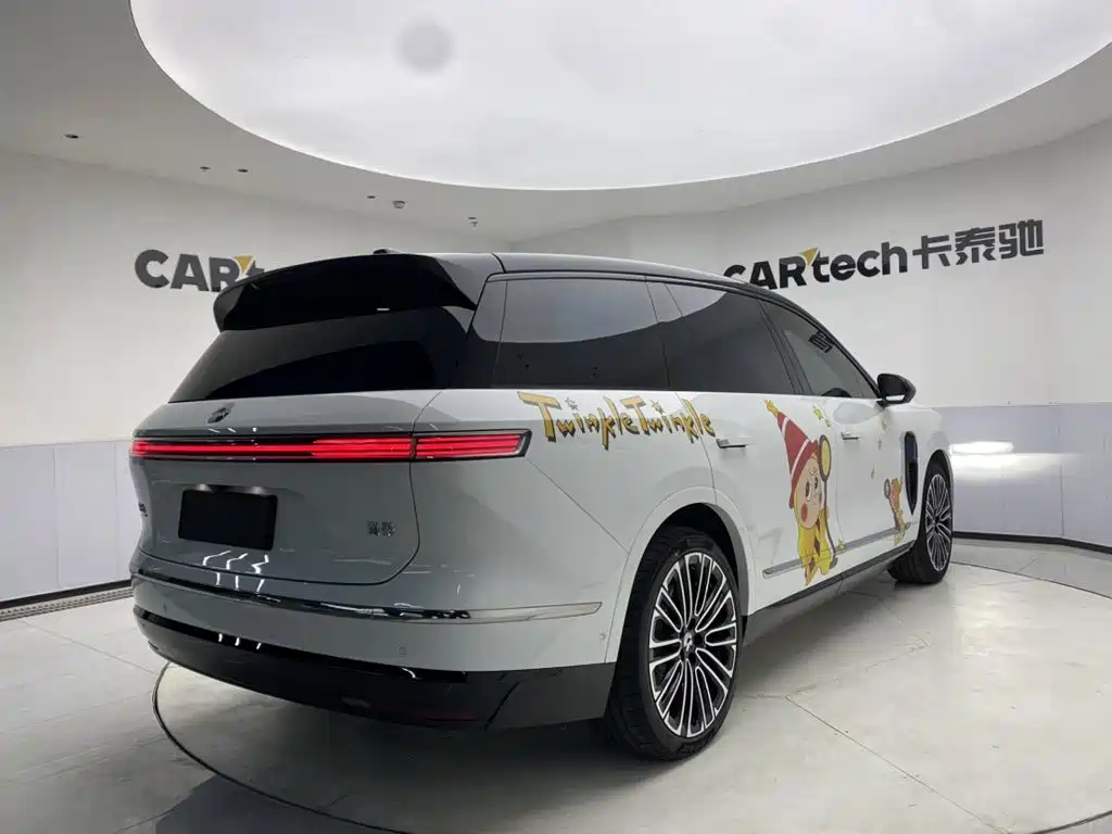 NIO ES8 — миниатюра 5