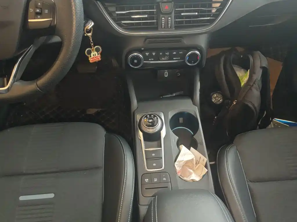 Ford Focus Active — миниатюра 14