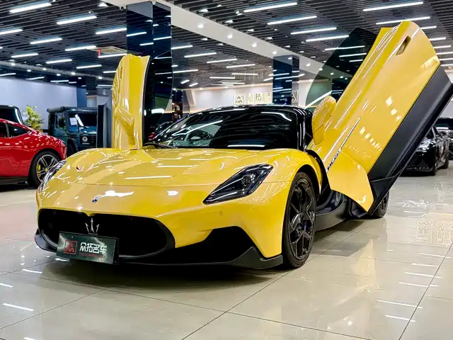 maserati mc20