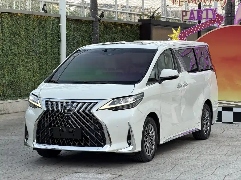 Lexus LM 2021