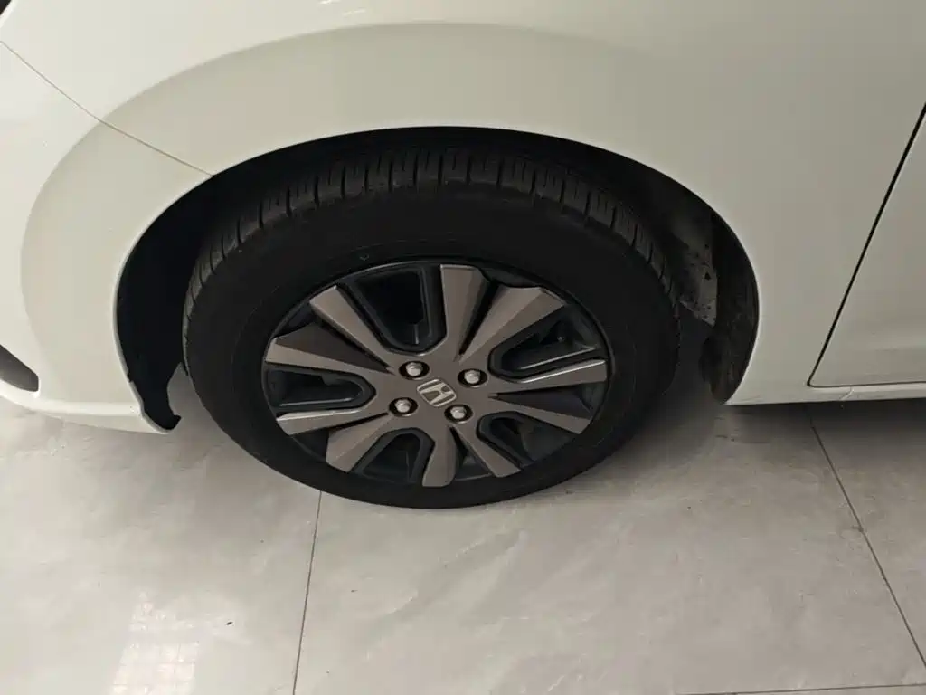 Honda Fit — миниатюра 23