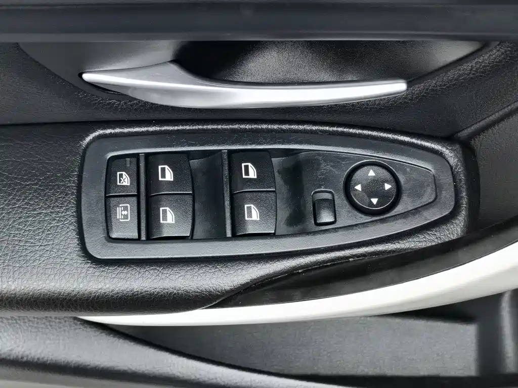 BMW 3 Series 3 2014 320Li Fashion