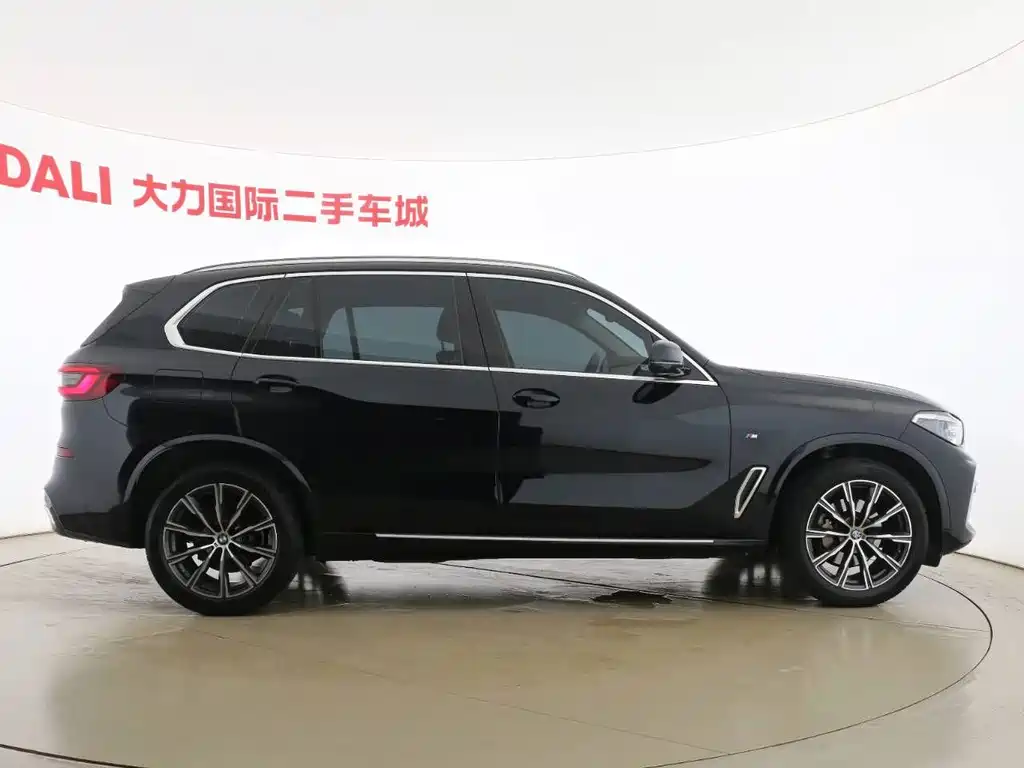 BMW X5 — миниатюра 13
