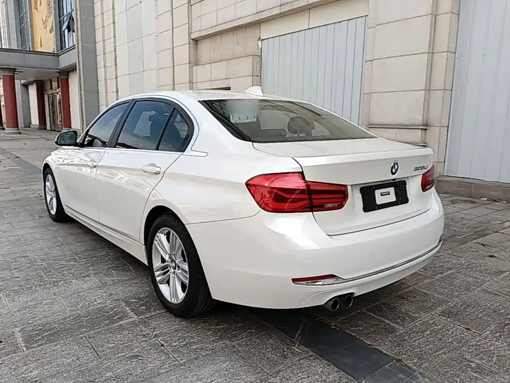 BMW 3 Series — миниатюра 5