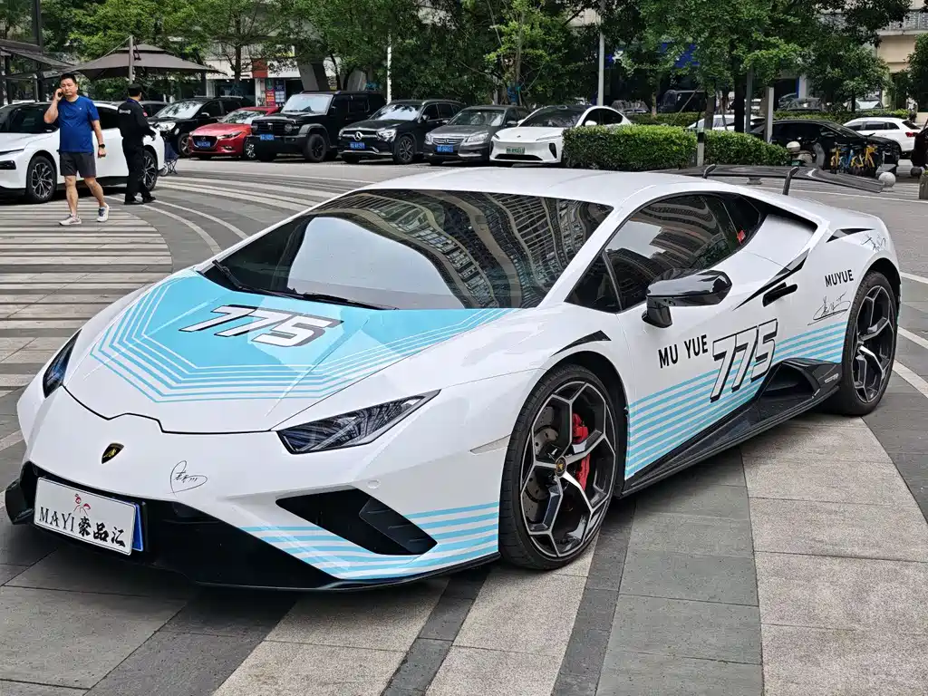 Lamborghini Huracán 2022