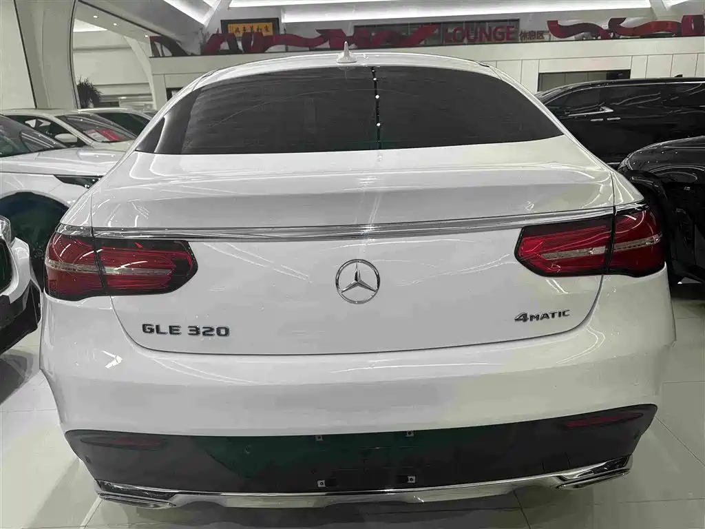 Mercedes-Benz GLE Coupe — миниатюра 21